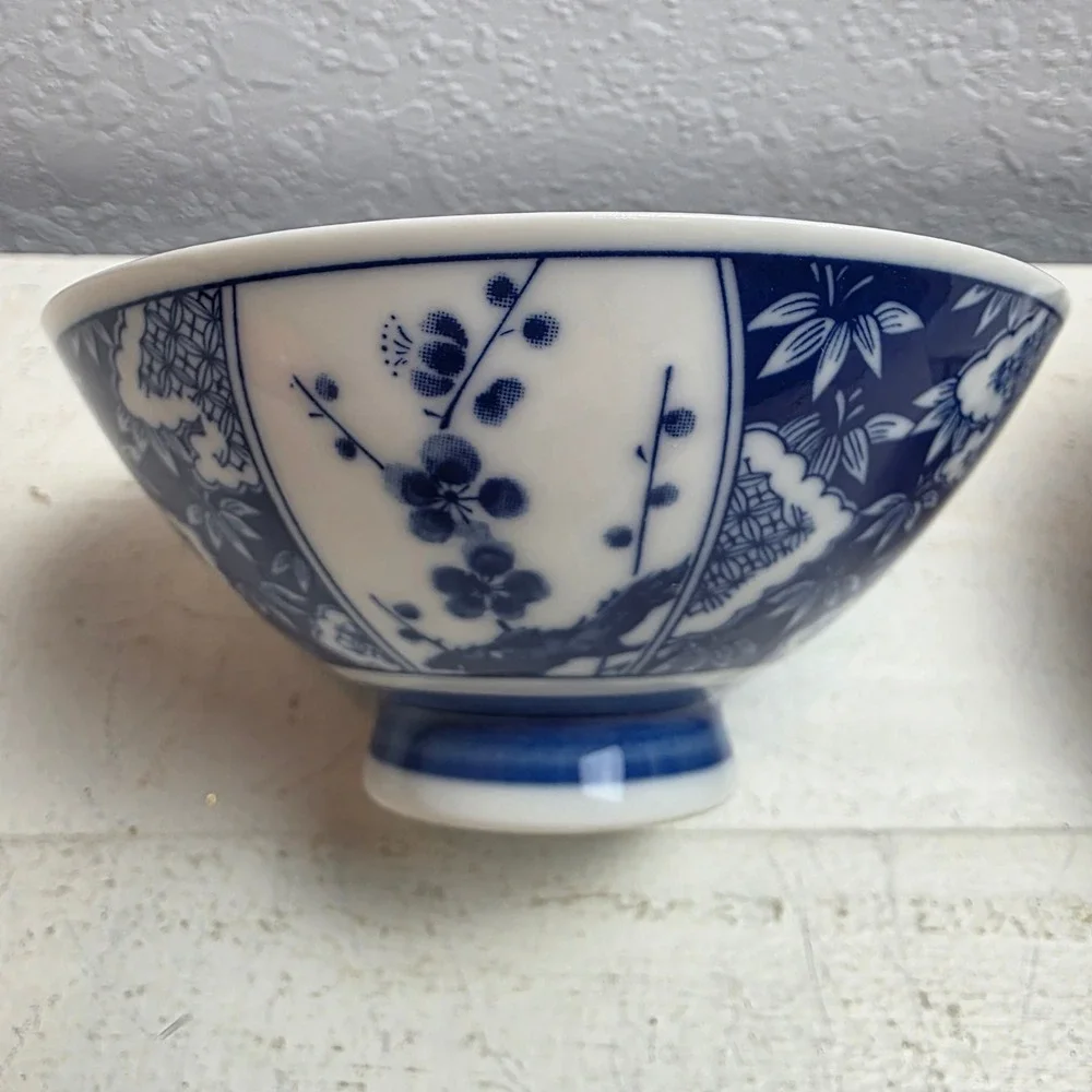 Unbranded blue white